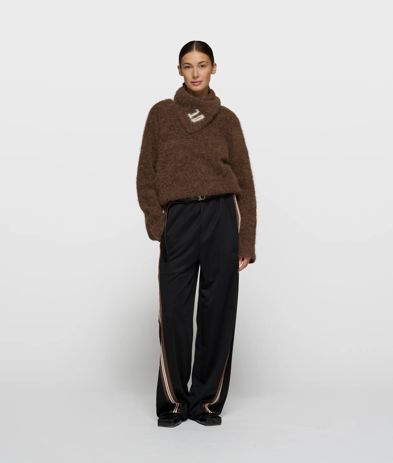 10DAYS HAIRY KNIT SWEATER PLEATS Größe: S Farbe: D.TRUFFLE
