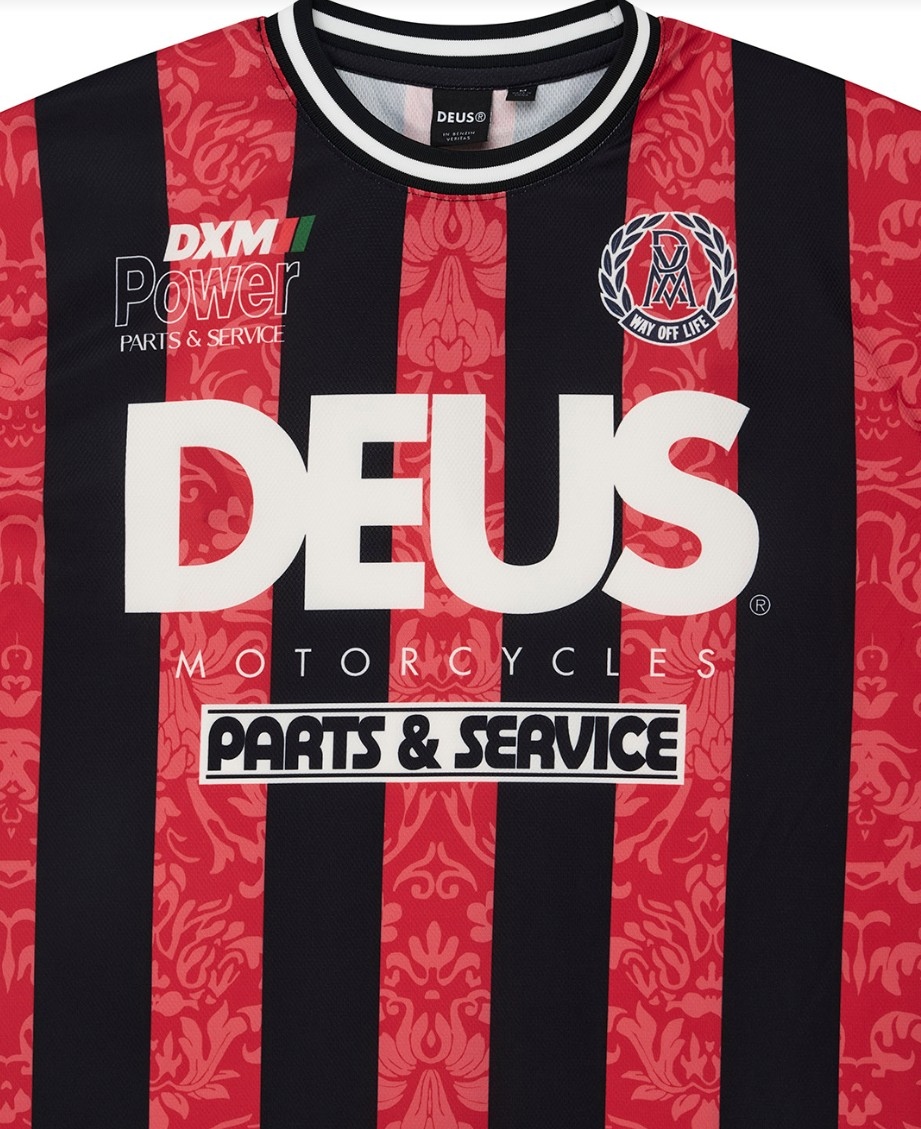DEUS NOUVEAU MOTO TEE Größe: XL Farbe: RED